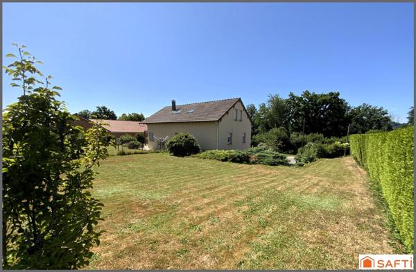 GRANDE MAISON CONSTRUCTION TRADITIONNELLE BRIQUE, 4 BELLES CHAMBRES, GARAGE DOUBLE SUR TERRAIN 1850 M2