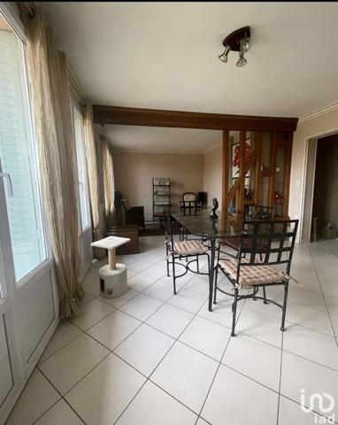 Appartement 4 pièces de 65 m² à Saint-Julien-les-Villas (10800)