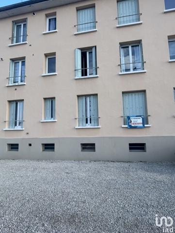 Appartement 4 pièces de 65 m² à Saint-Julien-les-Villas (10800)