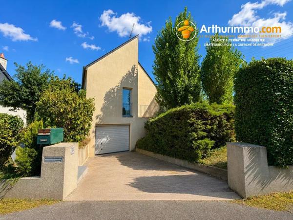 Vente                                                      Maison
                        
                     7 pièces                      134 m2                     à Vitré