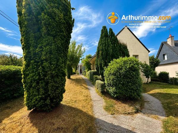 Vente                                                      Maison
                        
                     7 pièces                      134 m2                     à Vitré