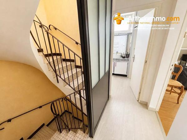 Vente                                                      Maison
                        
                     7 pièces                      134 m2                     à Vitré