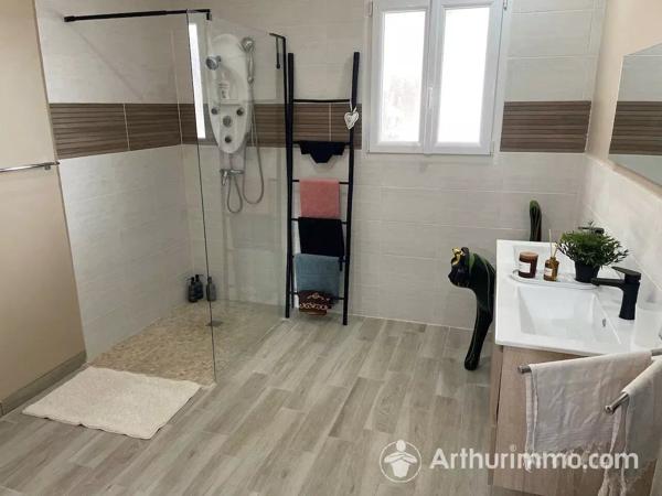 Vente                                                      Villa
                        
                     10 pièces                      386 m2                     à Dijon