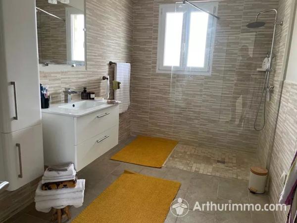 Vente                                                      Villa
                        
                     10 pièces                      386 m2                     à Dijon