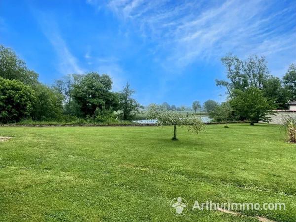 Vente                                                      Villa
                        
                     10 pièces                      386 m2                     à Dijon