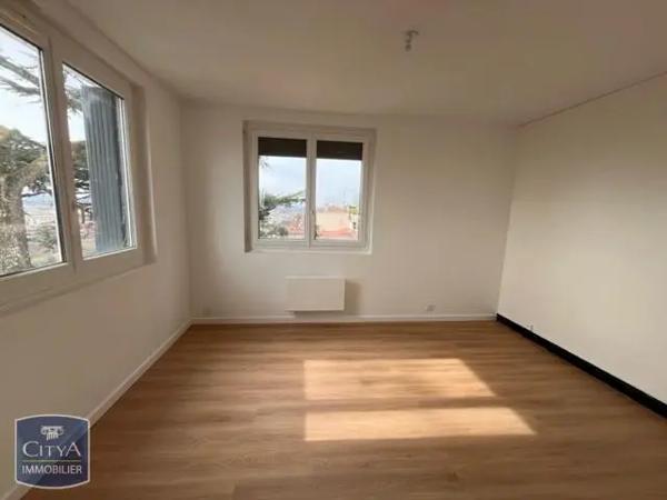 Appartement à louer 2 pièces 44.19m² Agen (47000)