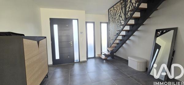 Maison à vendre 7 pièces 204 m² Saint-Ay