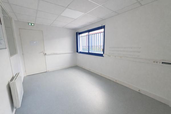 À VENDRE / Bureaux indépendants mixte (bureaux et petit stockage) - Saint Jean de Braye