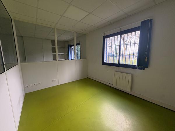 À VENDRE / Bureaux indépendants mixte (bureaux et petit stockage) - Saint Jean de Braye