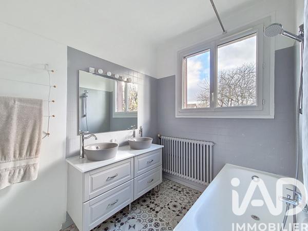 Maison à vendre 7 pièces 160 m² Les Clayes-sous-Bois
