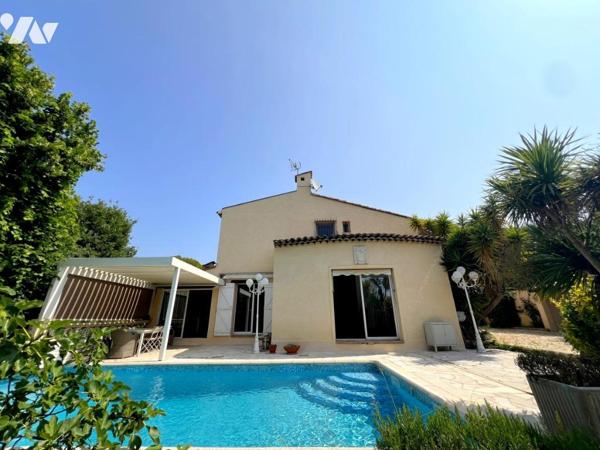ANTIBES Quartier PEYREGOUE - Parc des Oliviers. Villa 6 pièces avec piscine, T2 indépendant, pkings.