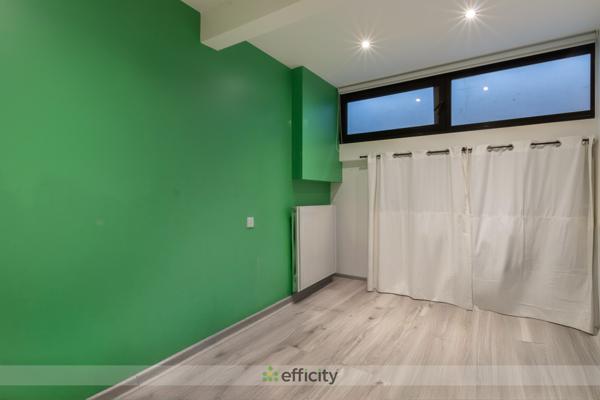 Local Commercial 3 pièces - 72 m²