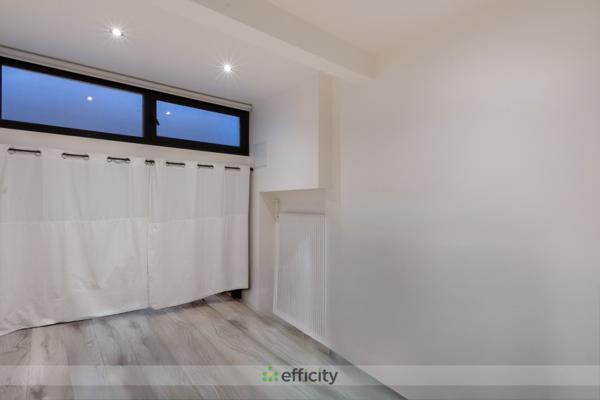 Local Commercial 3 pièces - 72 m²