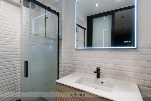 Local Commercial 3 pièces - 72 m²