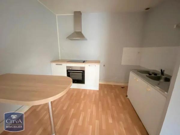 Appartement à louer 2 pièces 57.03m² Laon (02000)