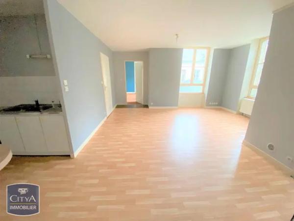 Appartement à louer 2 pièces 57.03m² Laon (02000)