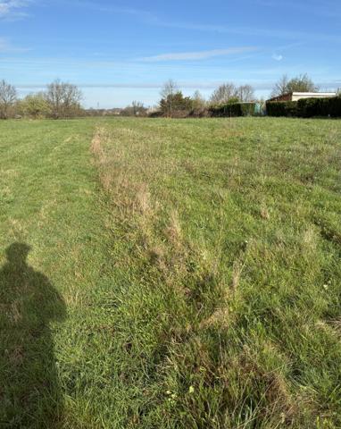 Terrain constructible 2192 m2 à CANALS