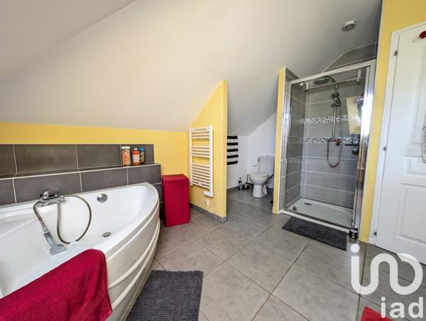 House for sale 6 rooms 126 m² Questembert