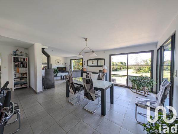 House for sale 6 rooms 126 m² Questembert