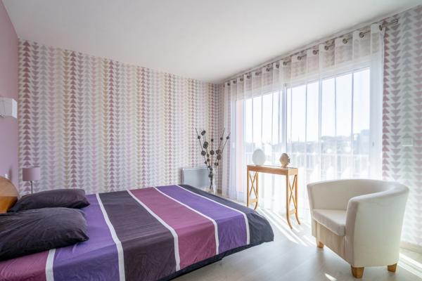 Dpt Aude (11), à vendre NARBONNE maison P7 de 232 m² - Terrain de 1 065,00 m²