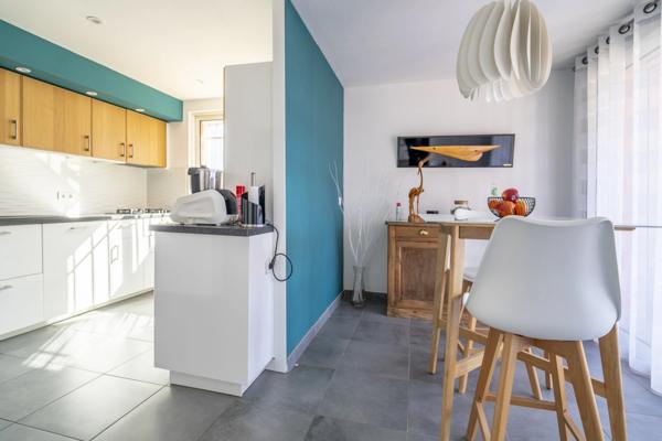 Dpt Aude (11), à vendre NARBONNE maison P7 de 232 m² - Terrain de 1 065,00 m²