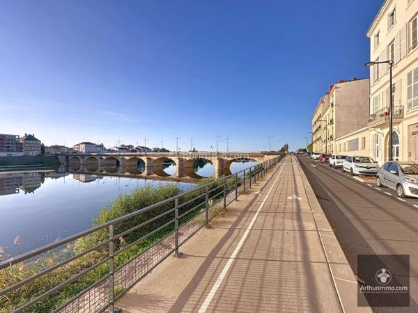 Vente Appartement 5 pièces 112 m2 à Roanne