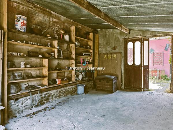 Maison de bourg à la Chapelle au Riboul
