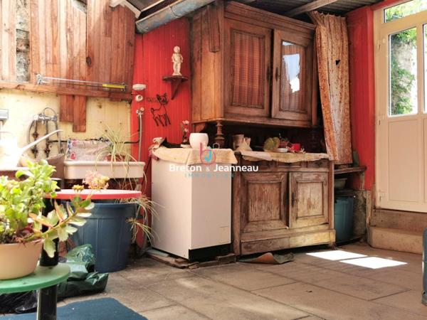 Maison de bourg à la Chapelle au Riboul