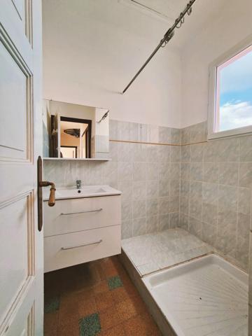 Dpt Pyrénées Orientales (66), à vendre PRADES maison P6 de 104 m² Immeuble de rapport