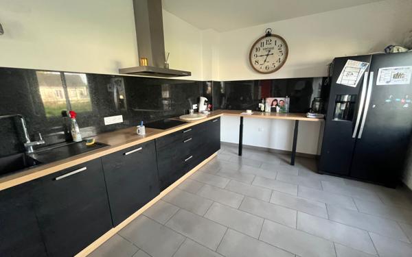 Maison à vendre    3 pièces •  Gièvres