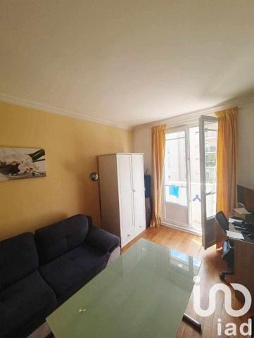 Studio 1 pièce de 26 m² à Courbevoie (92400)