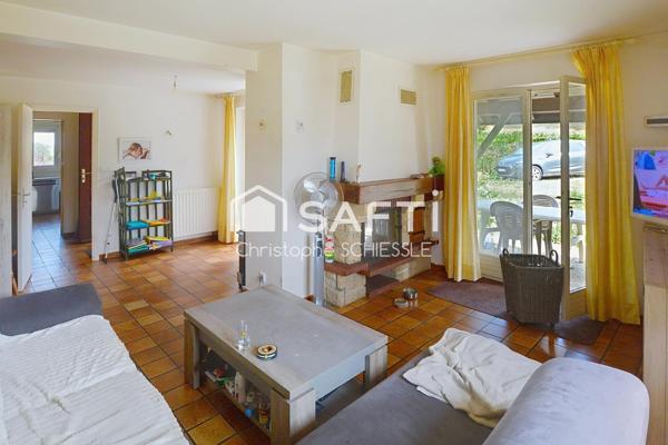Maison T9 sur 30 ares de terrain