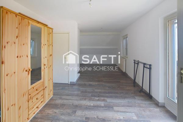 Maison T9 sur 30 ares de terrain