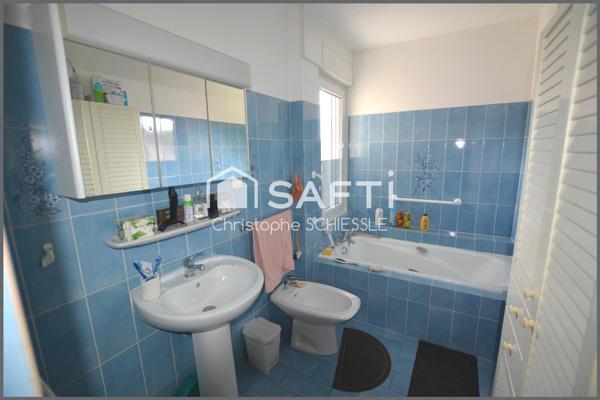 Maison T9 sur 30 ares de terrain