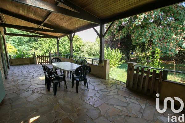 Maison 11 pièces de 241 m² à Saint-Cyprien (24220)