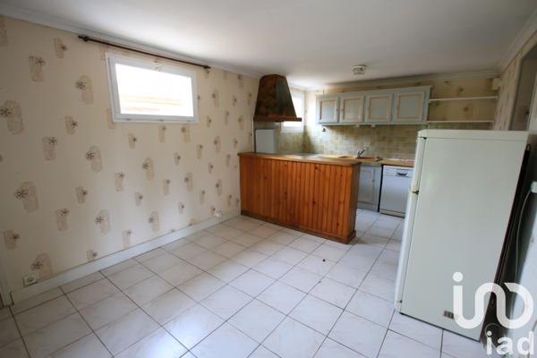 Maison 11 pièces de 241 m² à Saint-Cyprien (24220)