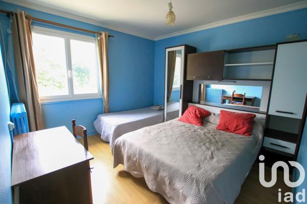 Maison 11 pièces de 241 m² à Saint-Cyprien (24220)