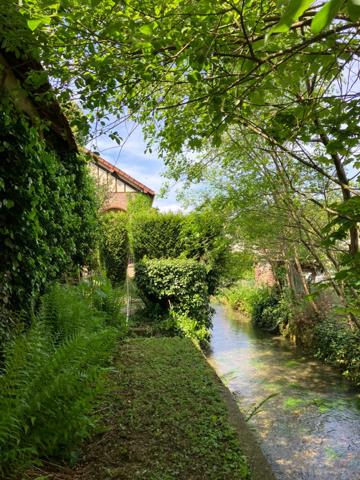 Belle Propriété Atypique et Rare