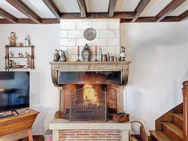 Fermette de 175m² avec dépendances et piscine