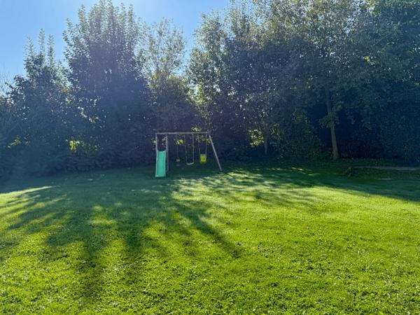 Maison familiale 188 m² – 5 chambres – 1 800 m² + parcelle supplémentaire 1 000 m² – DPE C