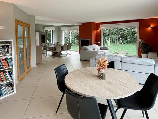 Maison familiale 188 m² – 5 chambres – 1 800 m² + parcelle supplémentaire 1 000 m² – DPE C