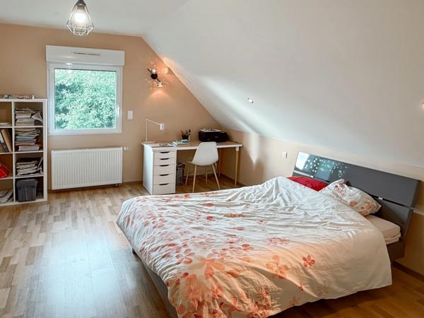 Maison familiale 188 m² – 5 chambres – 1 800 m² + parcelle supplémentaire 1 000 m² – DPE C