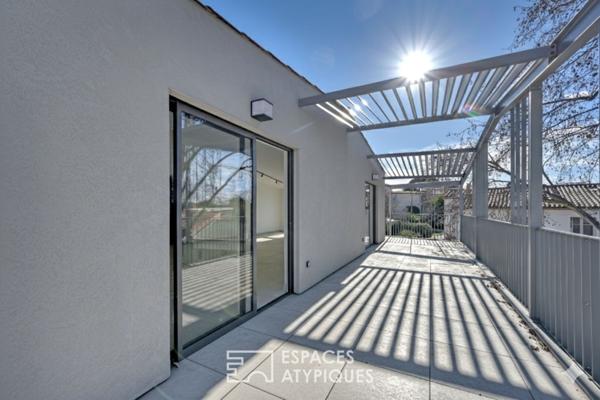 Rooftop contemporain au coeur de Montpellier: volumes, lumière et extérieur