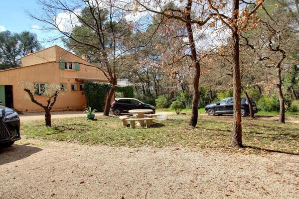Maison 5 pièces sur 1 hectare de forêt  - Fuveau 13710 - 670 000