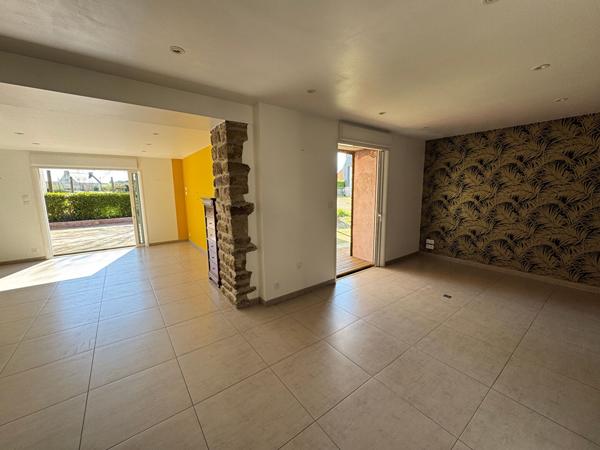 A vendre propriété Plougar 6 pièces - 4 chambres - 159 M² - hangar neuf