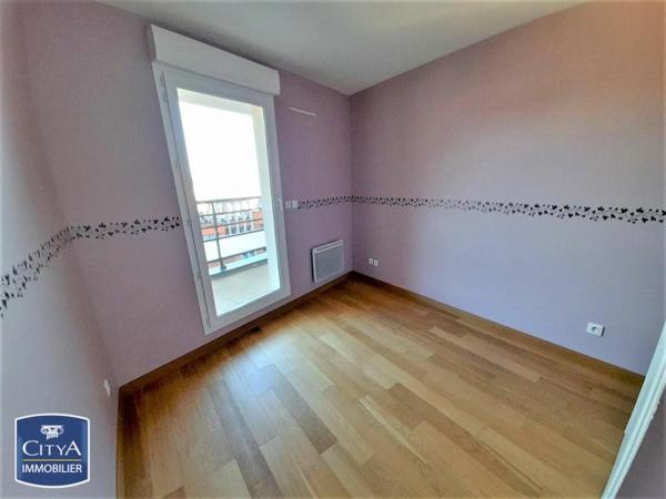 Appartement à louer 4 pièces 81m²