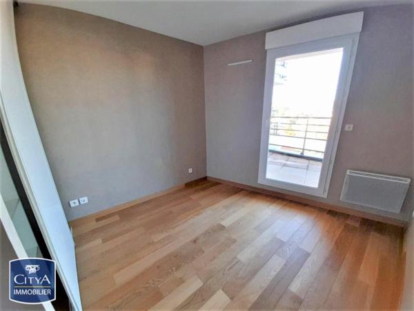 Appartement à louer 4 pièces 81m²
