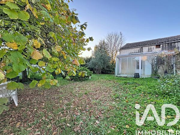 Maison à vendre 5 pièces 98 m² Hiersac