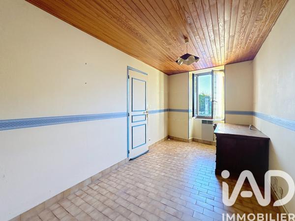 Maison à vendre 5 pièces 98 m² Hiersac