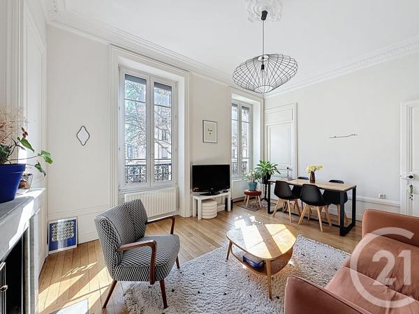 Appartement F2 Bis à vendre  2 pièces - 56,80 m2 LYON - 69007